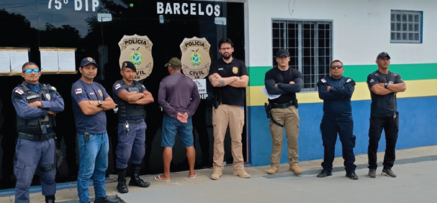 A Polícia Civil do Amazonas (PC-AM), por meio da 75ª Delegacia Interativa de Polícia (DIP) de Barcelos (a 399 quilômetros de Manaus), em conjunto com a Polícia Civil do Ceará (PCCE) e com apoio da Guarda Civil Municipal (GCM) de Barcelos, cumpriu, nesta terça-feira (27/05), mandado de prisão preventiva de um homem, 35, por estupro de vulnerável contra a própria filha. O crime foi praticado em 2022, no Ceará, e o homem foi preso em Barcelos.